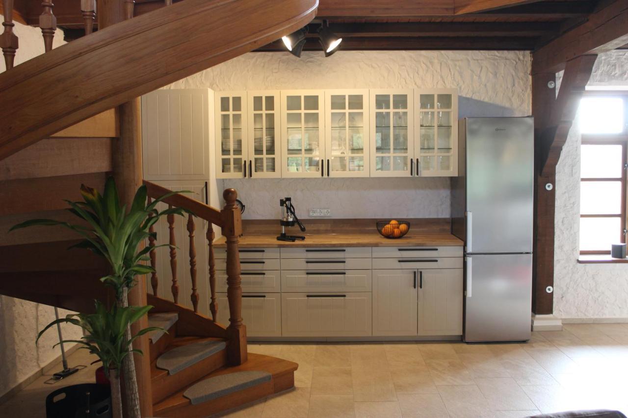Ruhe unter Reet - Haus mit Sauna&Kamin im Grünen Gnarrenburg Exterior foto